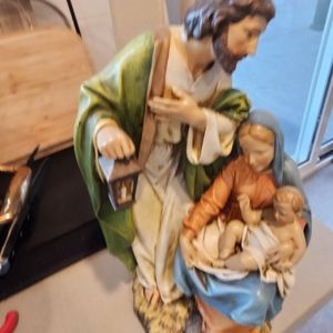 Resin of the Holy Family